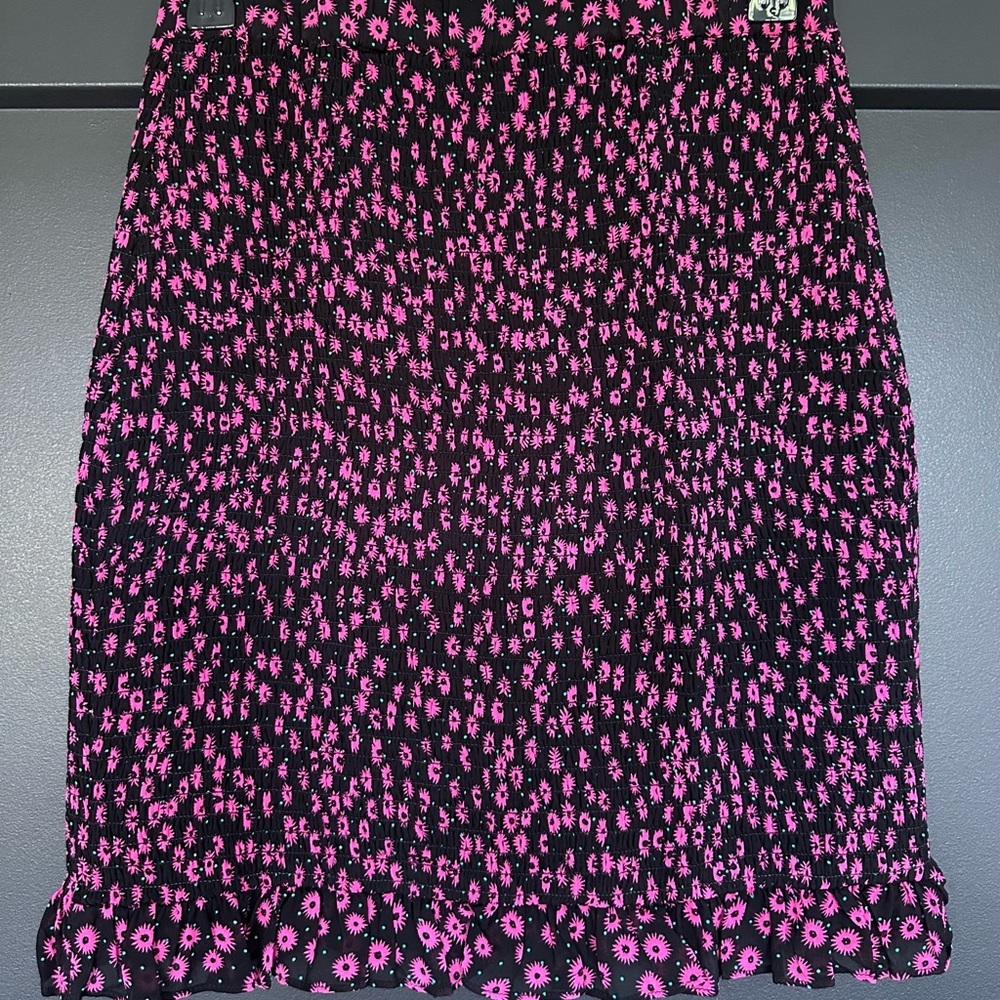 NWT | The Kooples | Black and Pink Daisy Dots | Ruched Mini Skirt - Picture 5 of 10